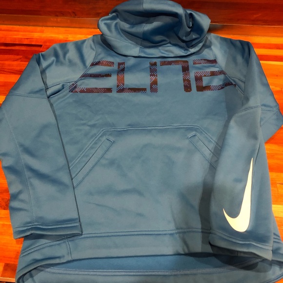 Nike Other - Nike pullover